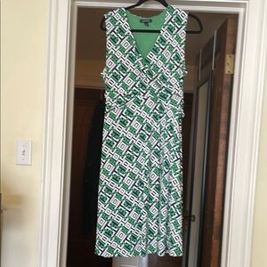 Green Geometric Print Dress